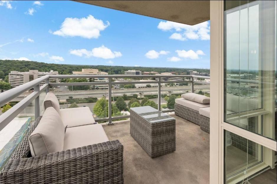 Aparthotel Hala Tysons McLean Esterno foto